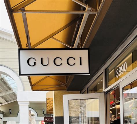 chandail gucci avec diamant|Outlet store: Gucci, Livermore Premium Outlets (Paragon Outlets .